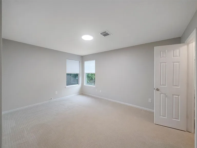 22003 Flannery Ct — Photo 34
