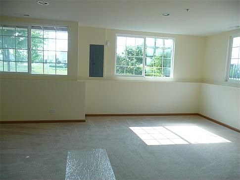 4th image of 1310 Manning Ave