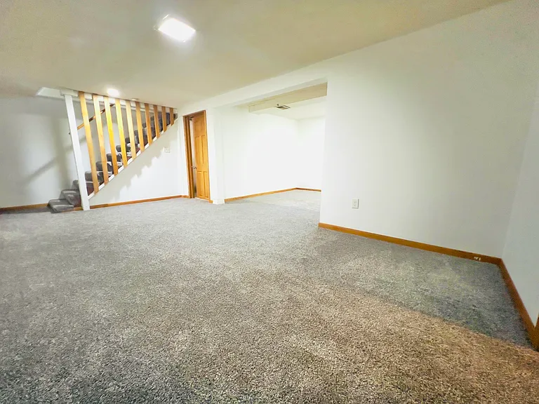 4227 Xenia Ave N — Photo 6