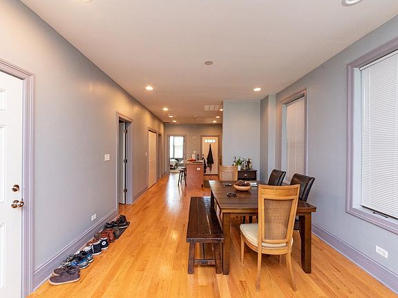 5th image of 2627 W Hirsch St #2627/2
