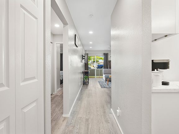 Entry hallway. Left hallway for bedrooms/bath.