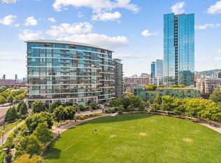 949 NW Overton St #402, Portland, OR 97209
