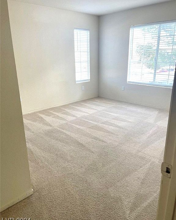 1st image of 1908 High Valley Ct Unit 205
