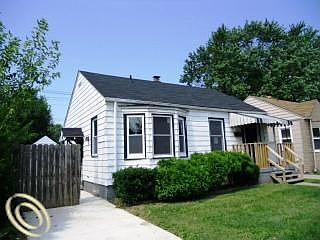 3rd image of 12041 Westwood St