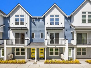 9014 NE 203rd Ln #C, Bothell, WA 98011