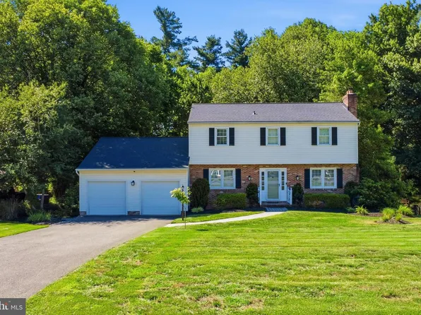 10217 Green Clover Dr, Ellicott City, MD 21042
