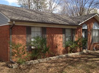 2710 Southbridge Dr, Horn Lake, MS 38637