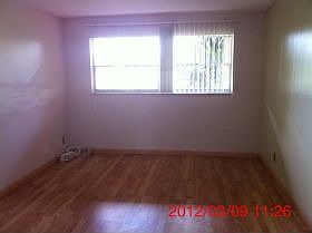 3rd image of 950 Hillcrest Dr APT 104
