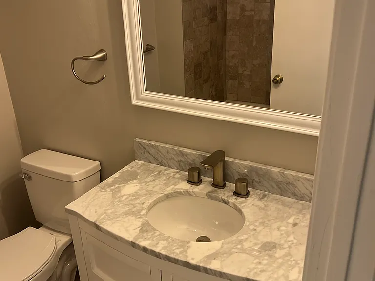 944 Floyd Ave SW #A — Photo 12