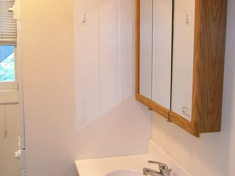 614 E Buffalo St #2 — Photo 6
