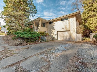 1956 Homestead Duquesne Rd, West Mifflin, PA, 15122