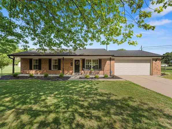 4036 Amelia Olive Branch Rd, Batavia, OH 45103