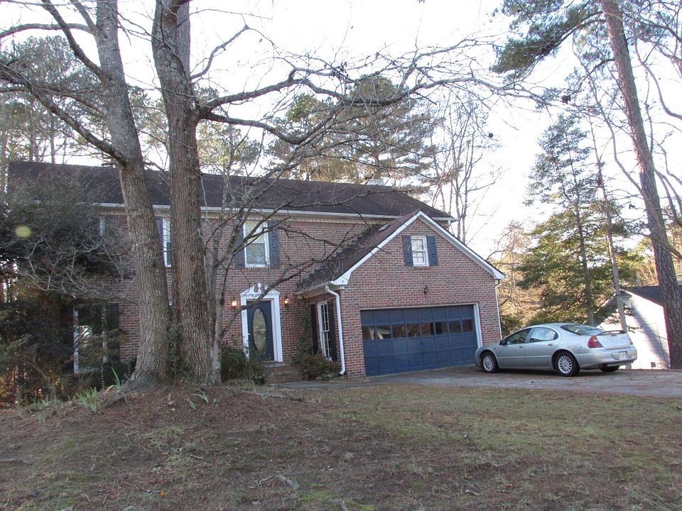 1st image of 1245 Hollytree Ct