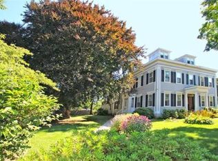 51 Woodland St APT 1, Newburyport, MA 01950