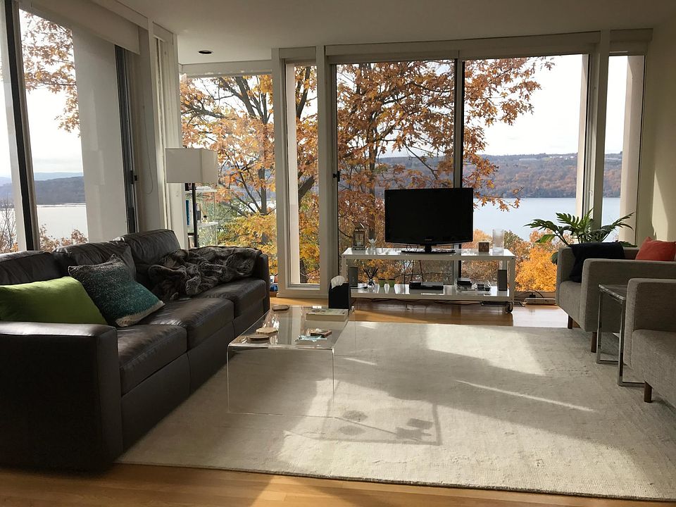 1st image of 24 Tyler Rd