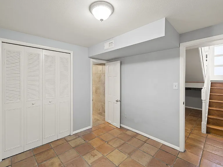304 Cielo Vista St — Photo 24
