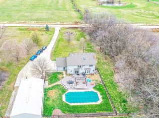 22315 W 199th St, Spring Hill, KS 66083