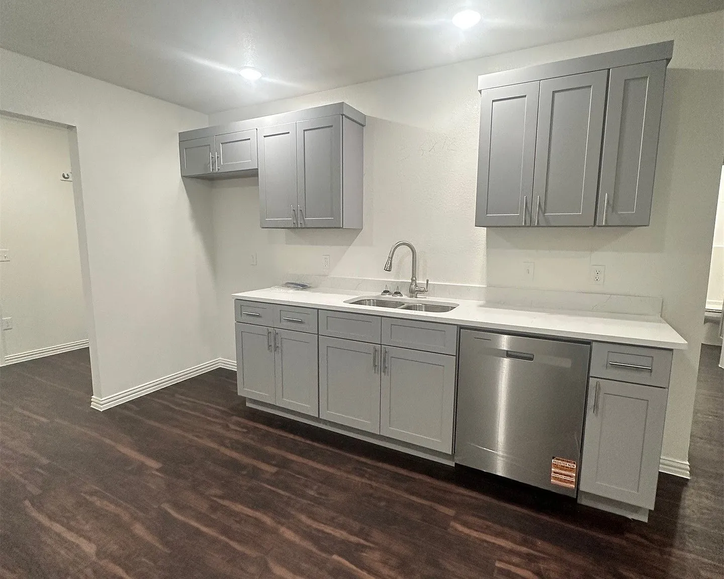 2 bed, 2.0 bath, 1025 sqft, $1,200 — Photo 3