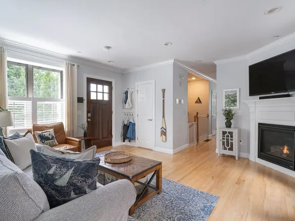 35 Rutherford Ave #1, Boston, MA 02129