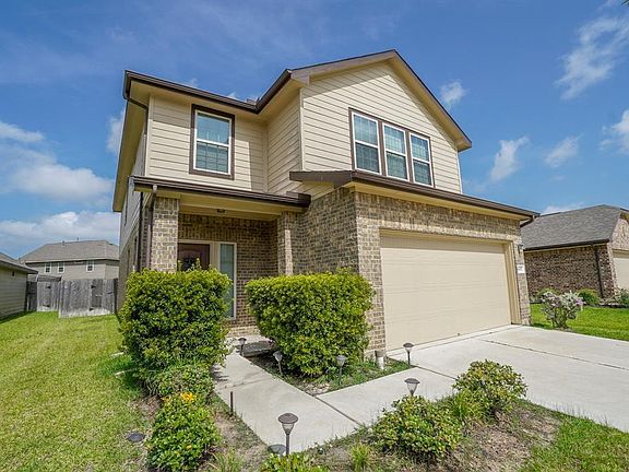 2nd image of 3635 Sumner Lodge Dr