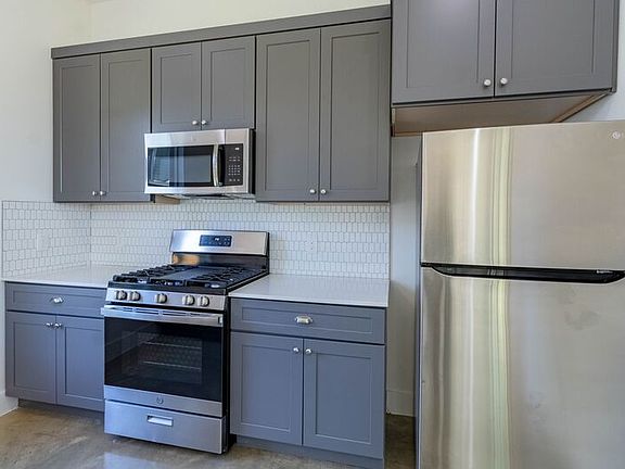 5th image of 6304 Laird Dr #B