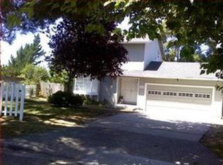 9842 Brookgrass Pl, Salinas, CA 93907