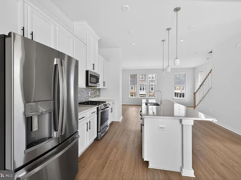 1601 Grove Chestnut Rd — Photo 36