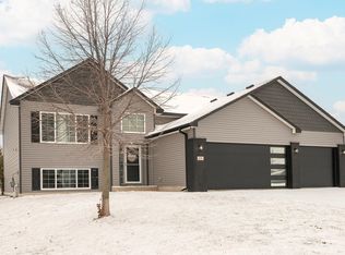 820 8th Ave NE, Lonsdale, MN 55046