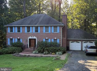 3806 Haynsworth Pl, Fairfax, VA 22031
