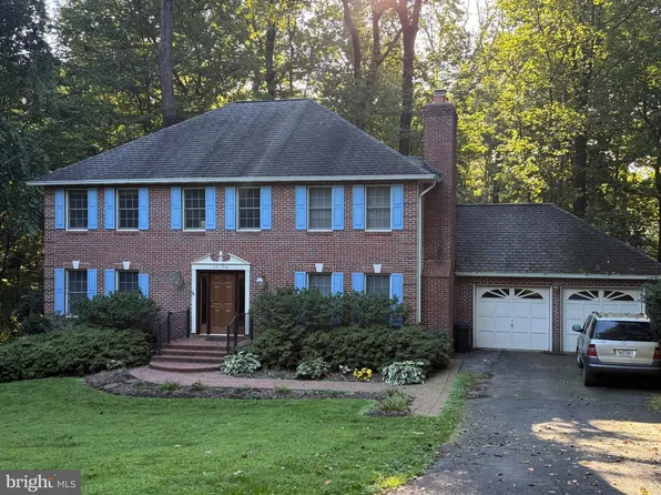 3806 Haynsworth Pl, Fairfax, VA 22031