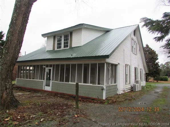 1830 Wash McLamb Rd, Newton Grove, NC 28366