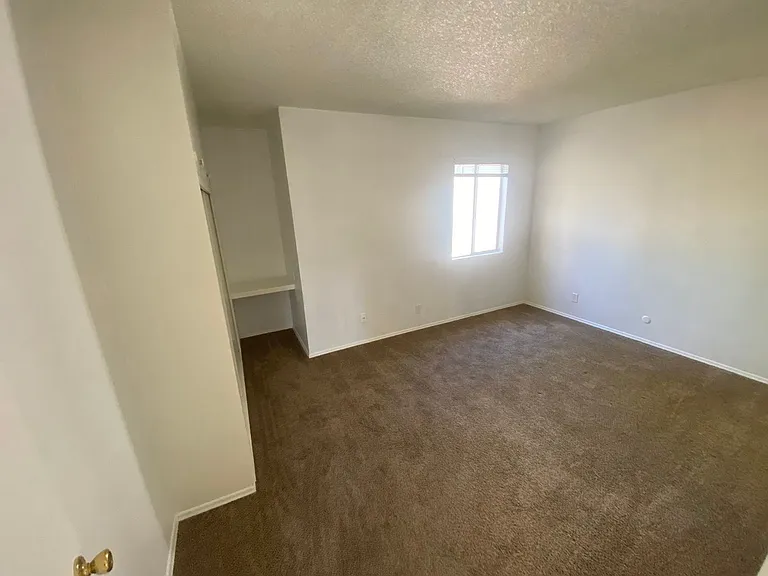 860 Olive Ave — Photo 6