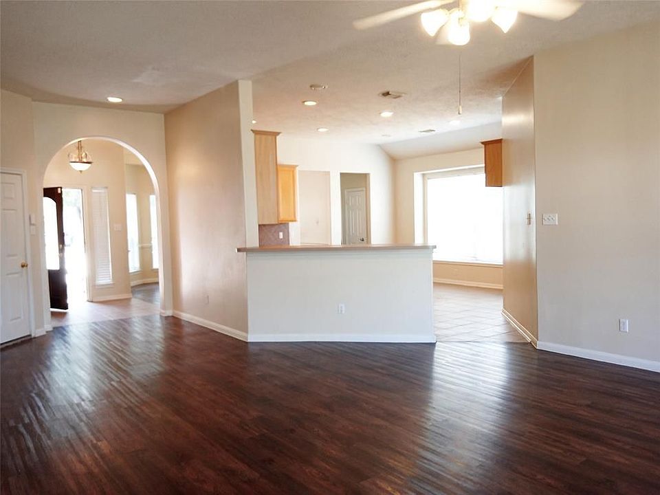 1st image of 7006 Westford Park Ln