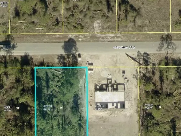 852 Calumet St E, Lehigh Acres, FL 33974