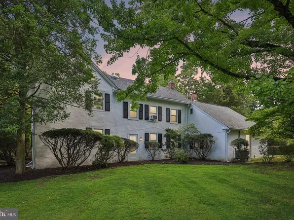 1198 Union Meeting Rd, Blue Bell, PA 19422