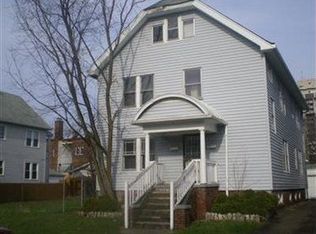 16021 Nelamere Rd, East Cleveland, OH 44112