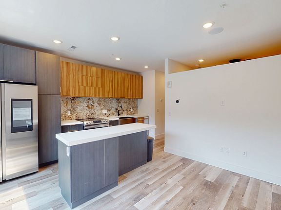 4th image of 1817 S 10th St #1