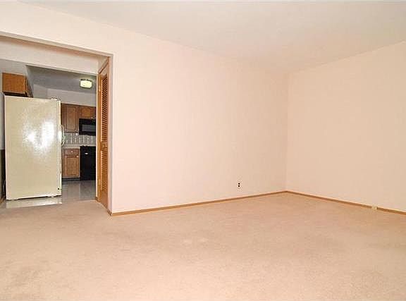 4th image of 823 Virgo Ln