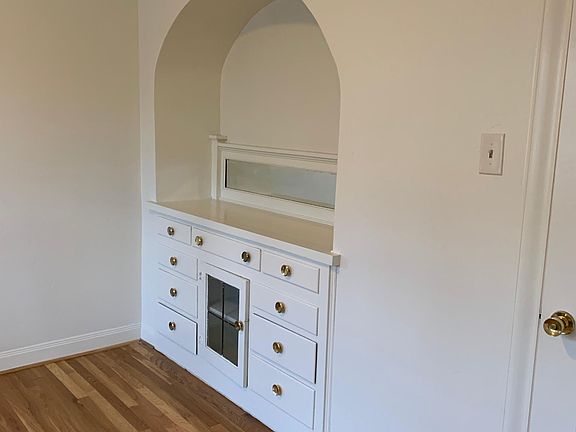2nd image of 782 N 1st St #1