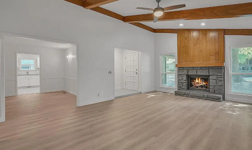 3 bed, 1578 sqft, $1,899 — Photo 4