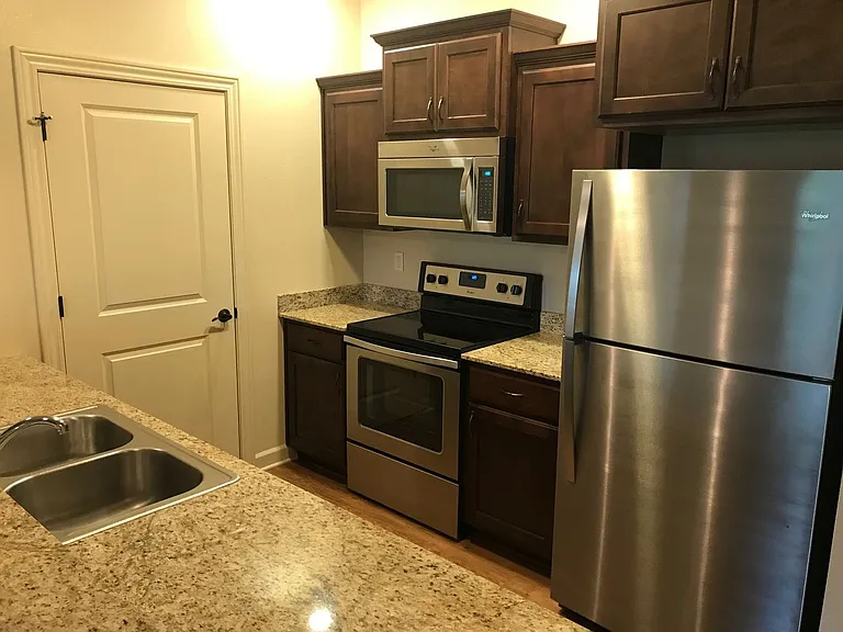2715 Bobcat Dr #102 — Photo 6
