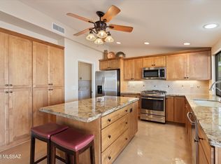 9471 E Calle Cascada, Tucson, AZ 85715