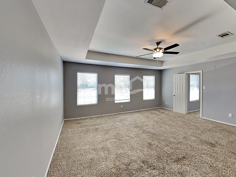 2203 Shady Birch Dr — Photo 9
