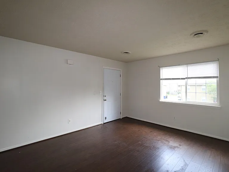 2977 Winter Garden Dr #4 — Photo 5