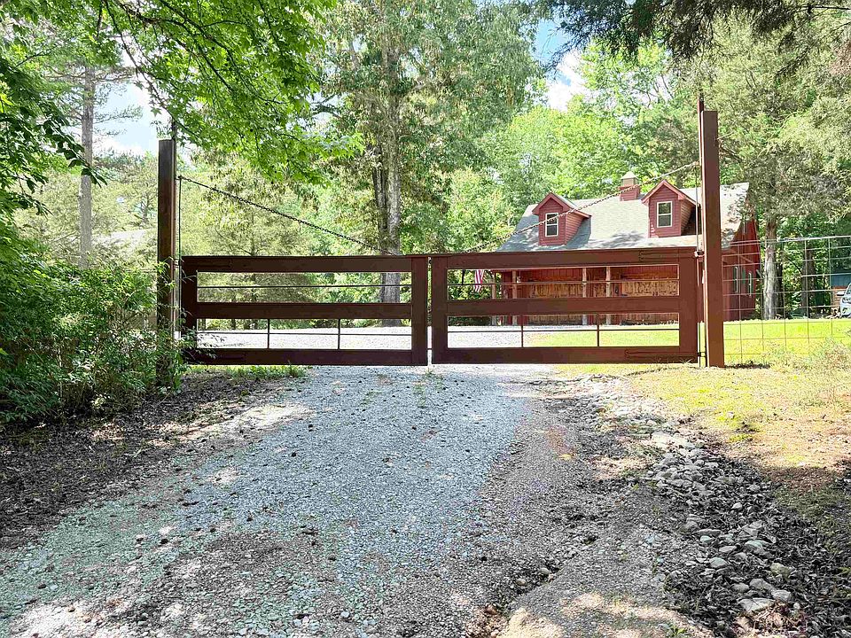 1st image of 3661 County Road 10