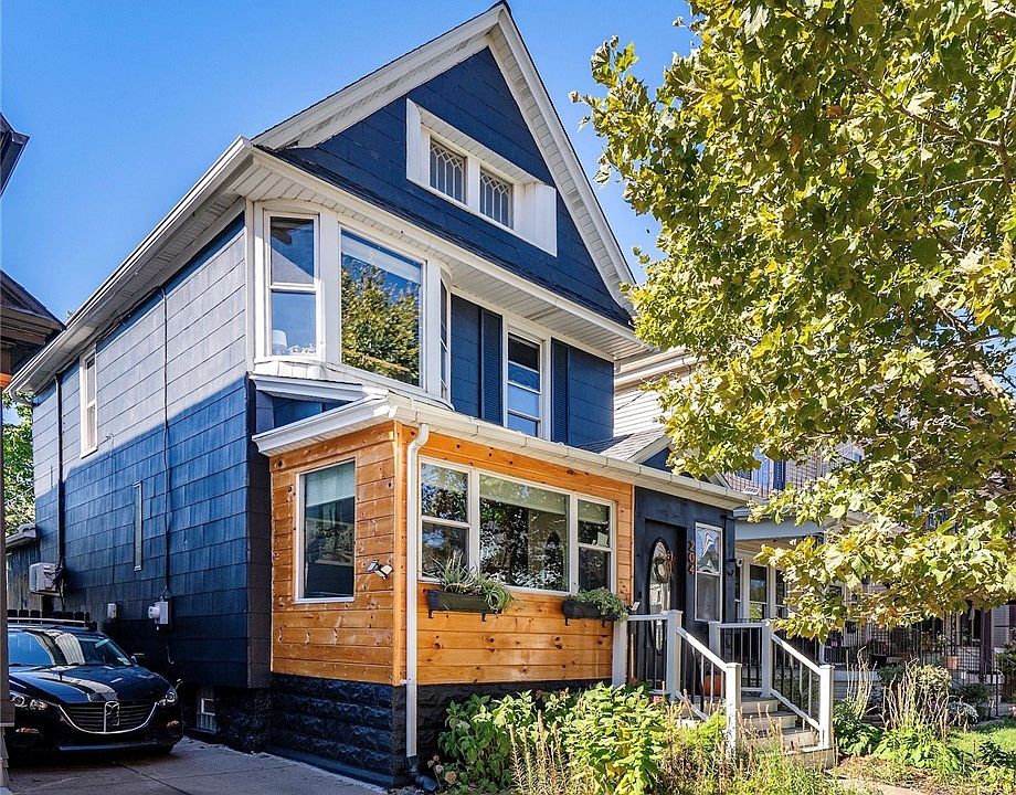 1st image of 204 Baynes St