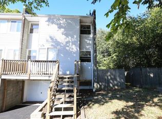 42 Sandburg Ct, Middletown, NY 10941