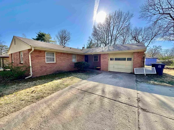 1753 Cassell Rd, Manhattan, KS 66502