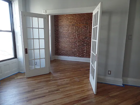 Rented by Flateau Realty | media 6