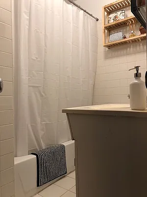 Rented by Shai Realty Management Inc | media 19